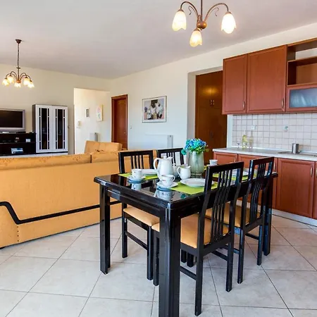 Smaro Apartment *