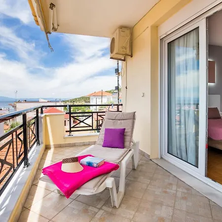 Smaro Apartment *
