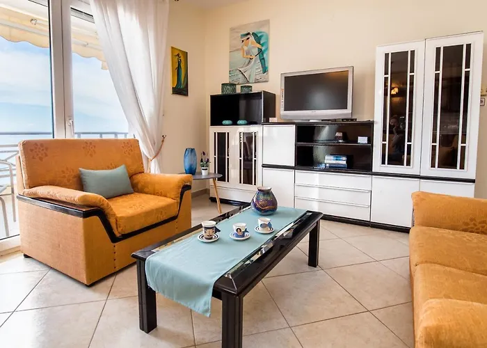 Smaro Apartamento Skála Marión